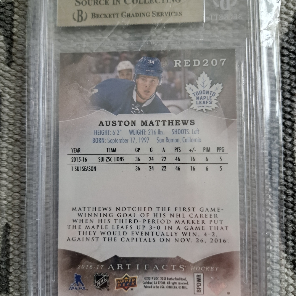 Austin Matthews Artifact Rookie Card - Picture 2 of 4